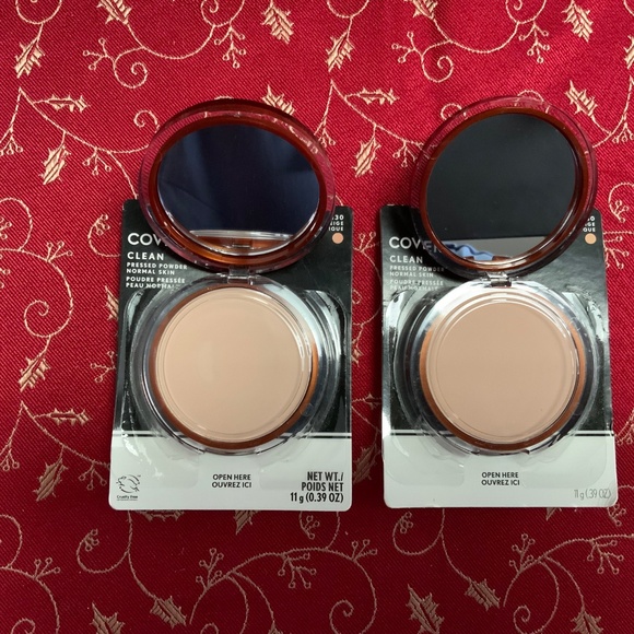 Two Brand New in Package Covergirl Clean Pressed Powder - Picture 3 of 3